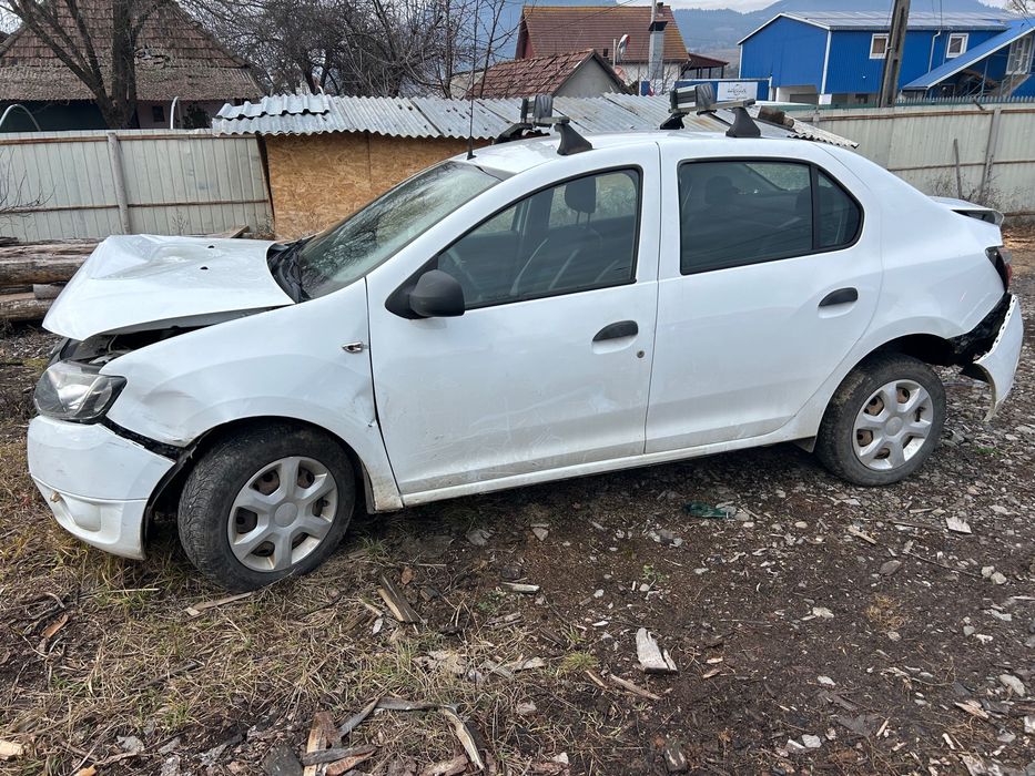 Dacia Logan ,avariat