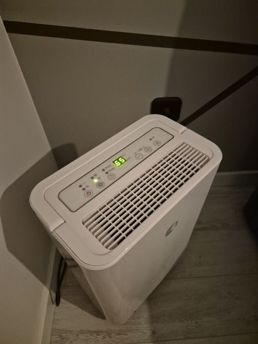 Vand dezumidificator equaliton