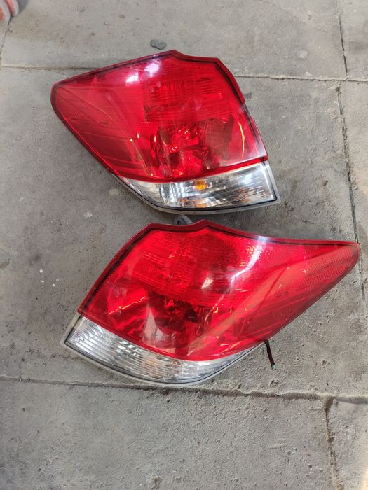 Фонари Subaru legacy