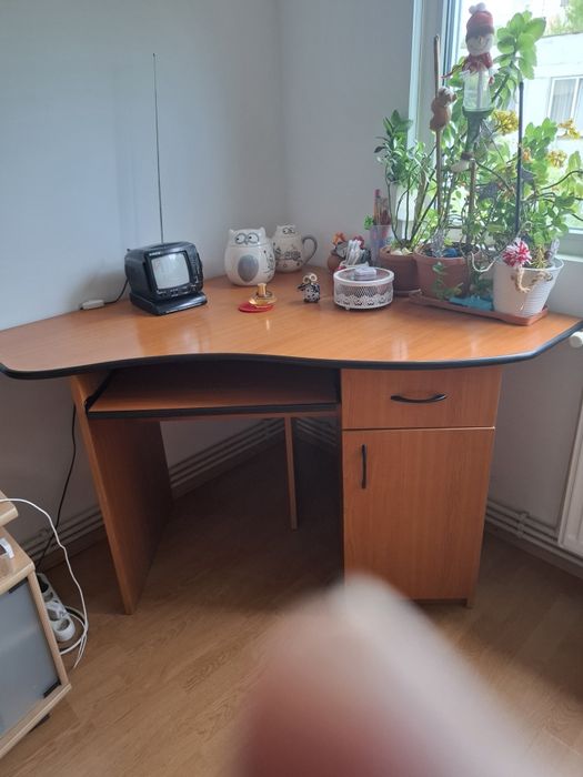 Birou de colt cu sertar și dulap