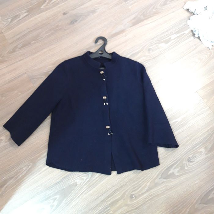 Темно синяя кофта