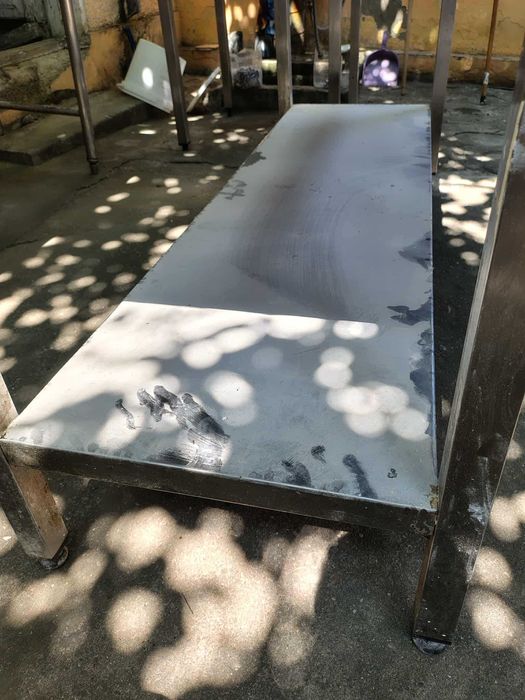 Masa de lucru inox, 1600 x 600 x H850 mm. cu o polita