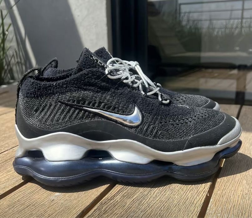 Nike scorpion unisex