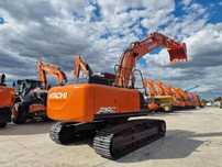 Hitachi ZX210, 23t, cupa 1,3mc NOUA, 12.487h-46900 Eur+Tva, camera spate, instalatia picon, 3 pompe hidraulice HITACHI, protectie acoperis cabina, AC, produs in JAPONIA, posibilitate leasing 46.900 EUR+Tva