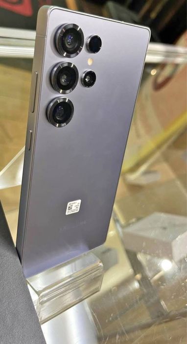 Samsung S25 ULTRA ca NOU