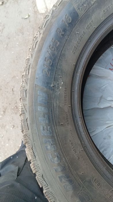 Шины 215/65 r16 .