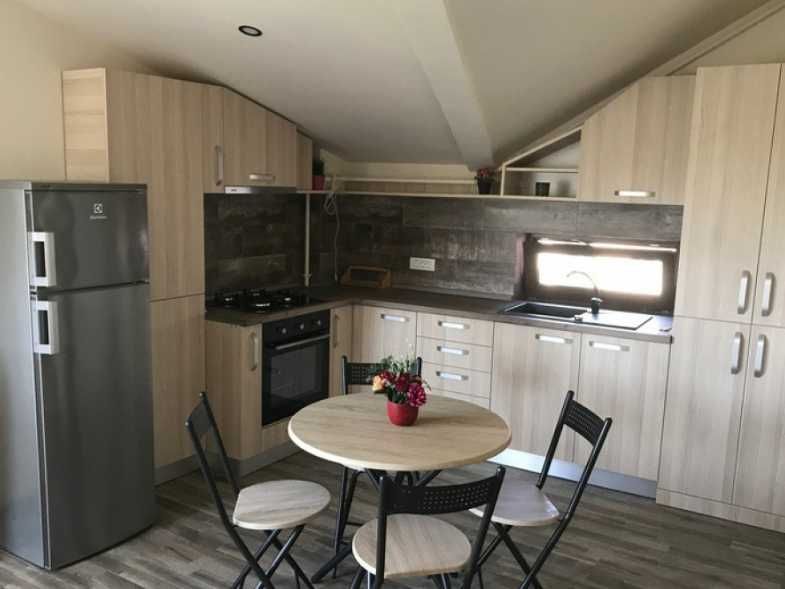 Дава се под наем Тристаен апартамент в Пловдив, Младежки Хълм - 83 кв.м за 316.2 € - Снимка #2