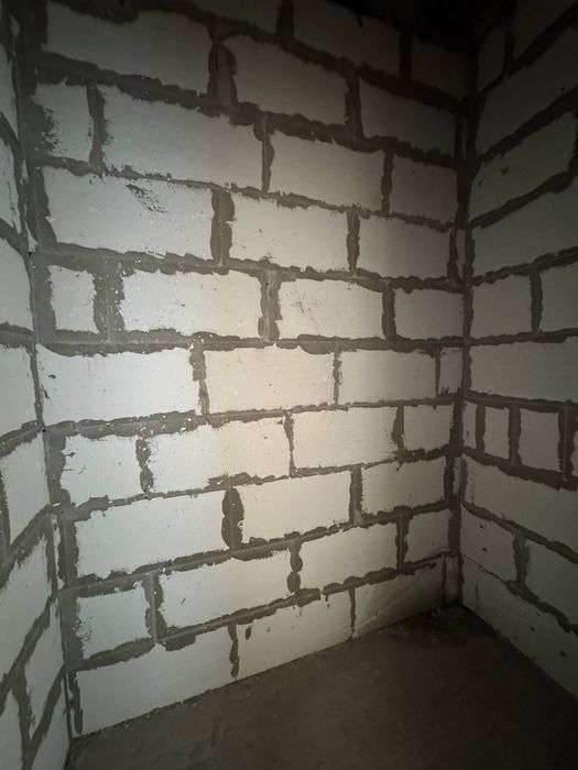 Срочно продаётся 3х -комнатная квартира коробка