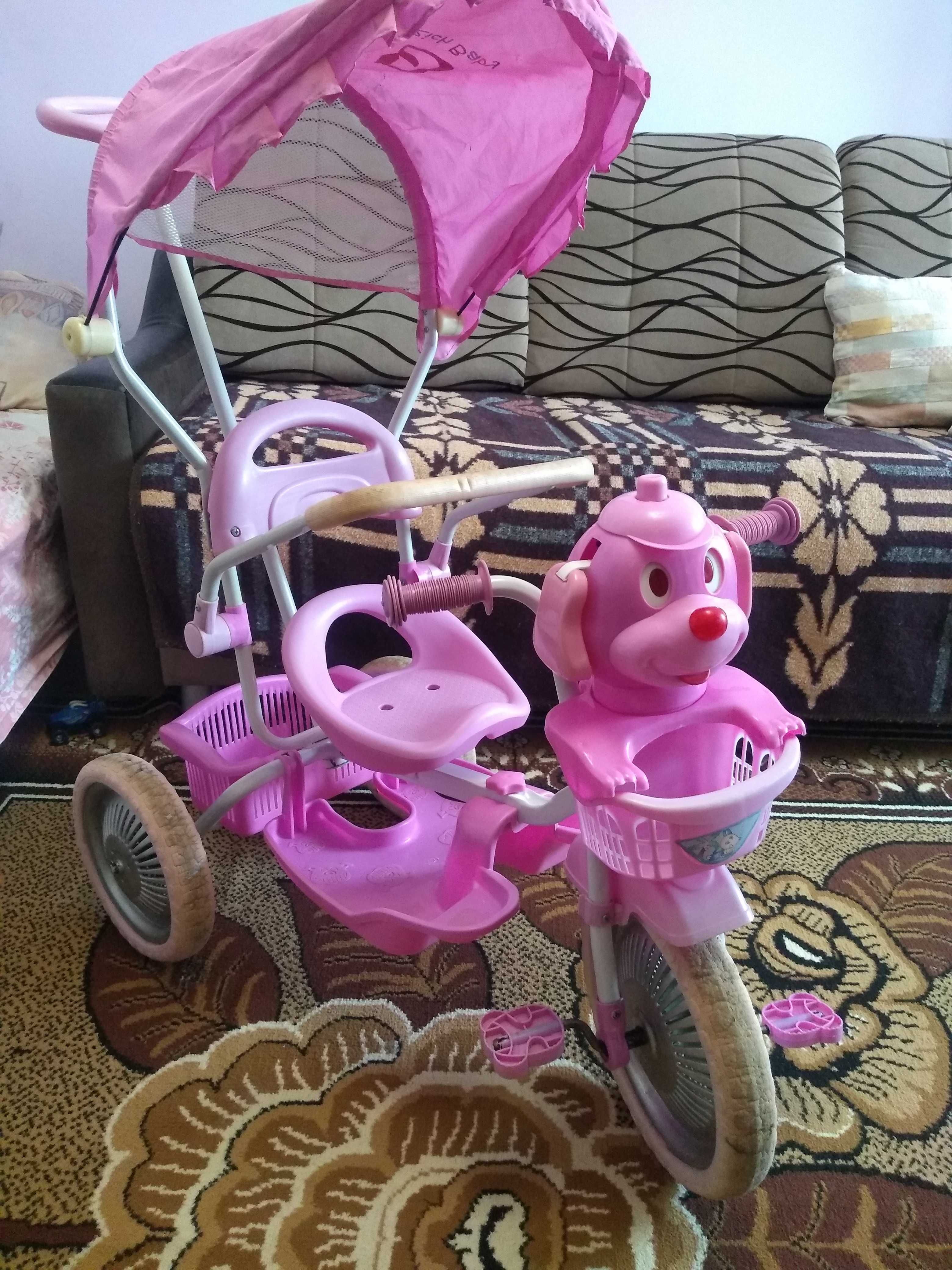 Tricicleta pentru fetițe