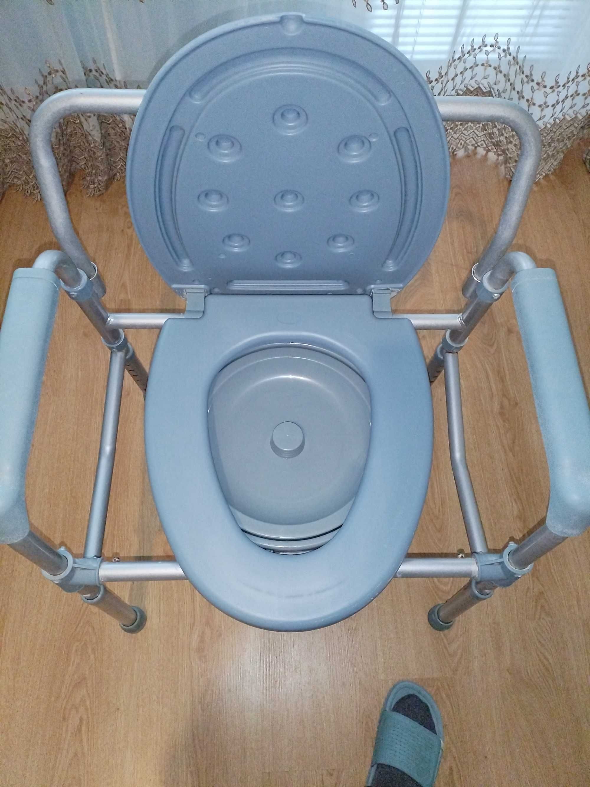 Тоалетен стол за къпане
