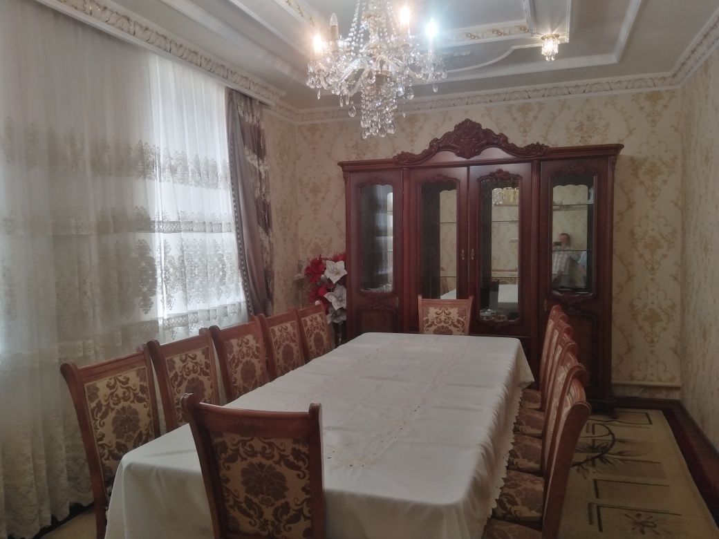 210000у.е Штаб Она бола баниса Кор егди махалла 4 сотик 6 хона