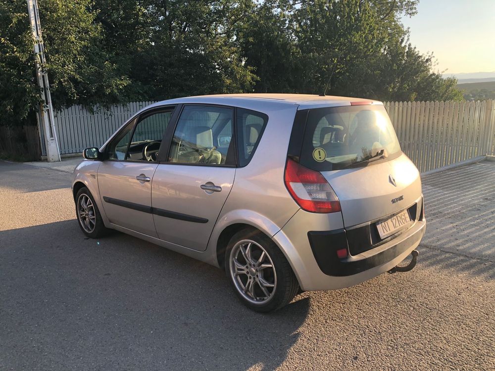 Renault Megane Scenic an fabricare 2006