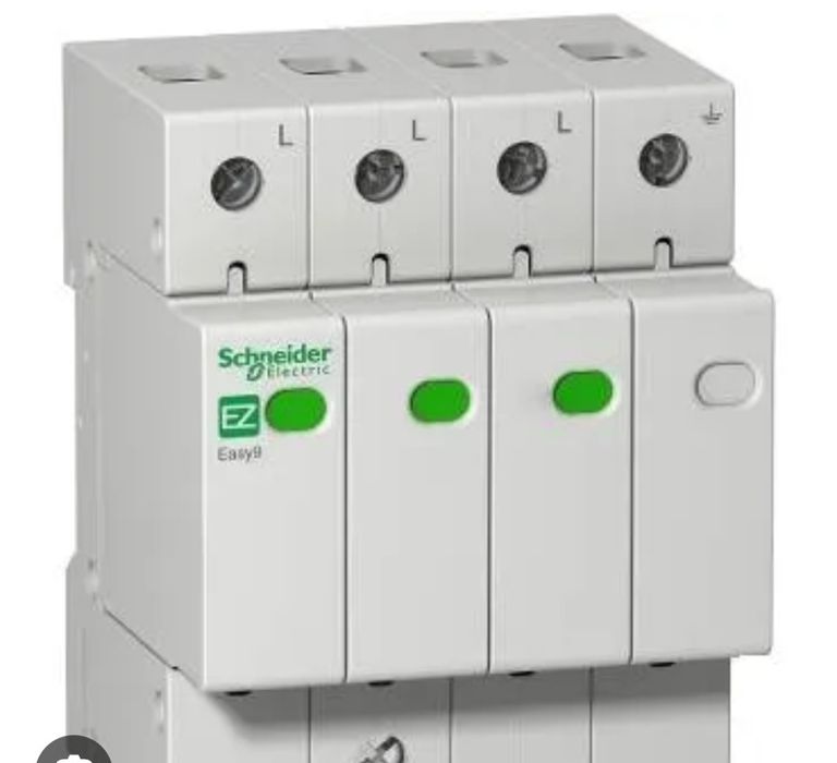 Устройство защиты от импульсных перенапряжений 3P+N класс II(С) 20kA 4