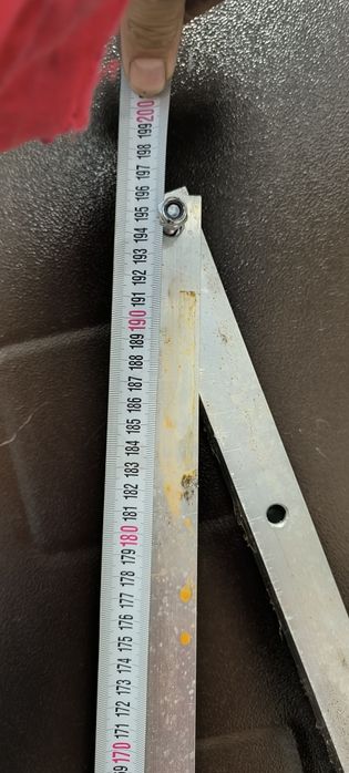 Регулируема стойка за монтаж на соларни панели под наклон