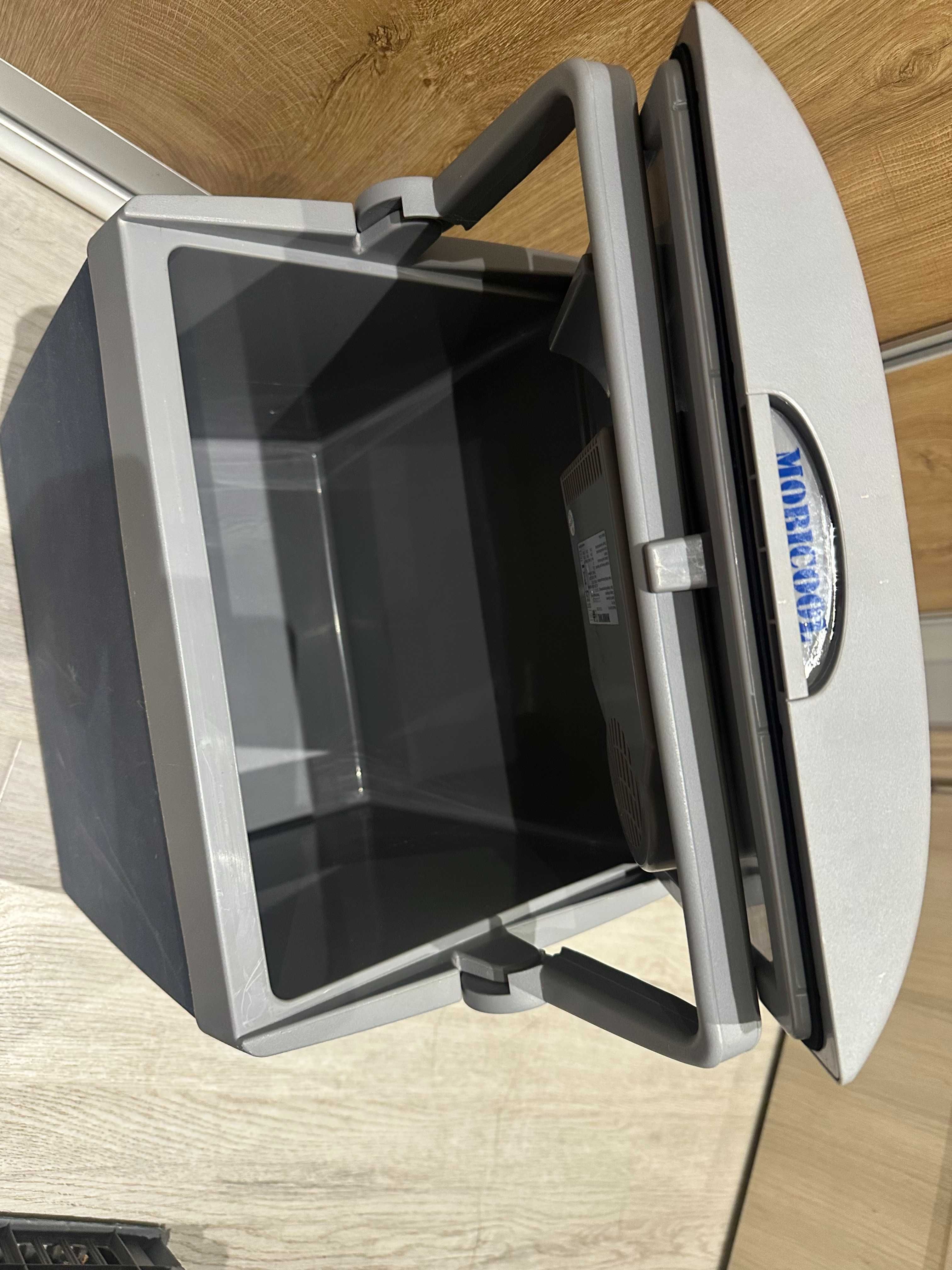 Хладилнa чанта Mobicool - , 25л, 12V-220V студено
