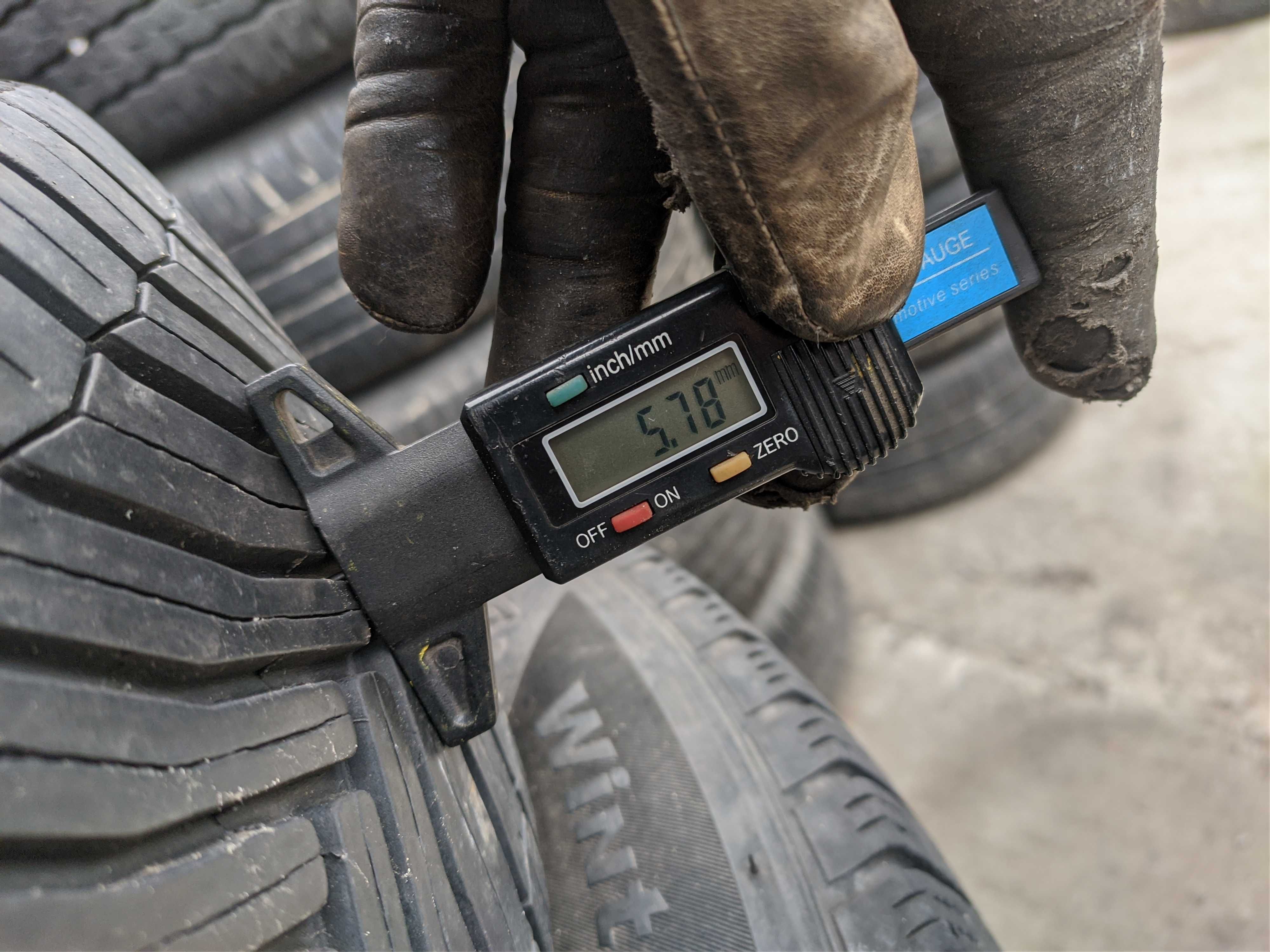 2бр Всесезонни гуми 185 60 15 - Michelin