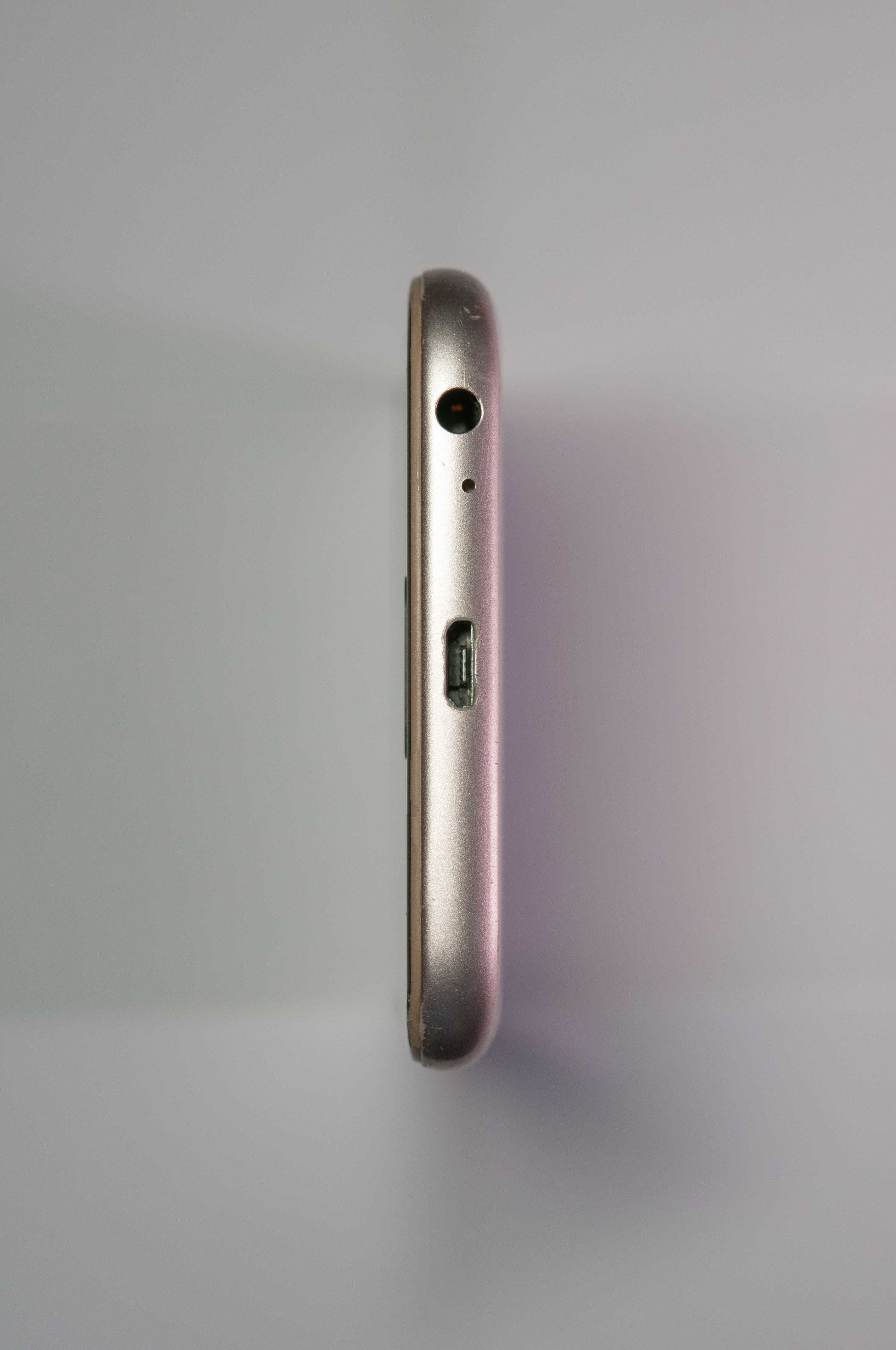 Samsung Galaxy J3 (2016) – 16GB, funcțional