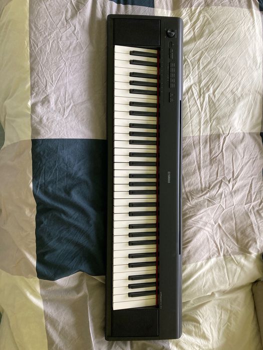 Yamaha NP-12 B Дигитално Stage пиано