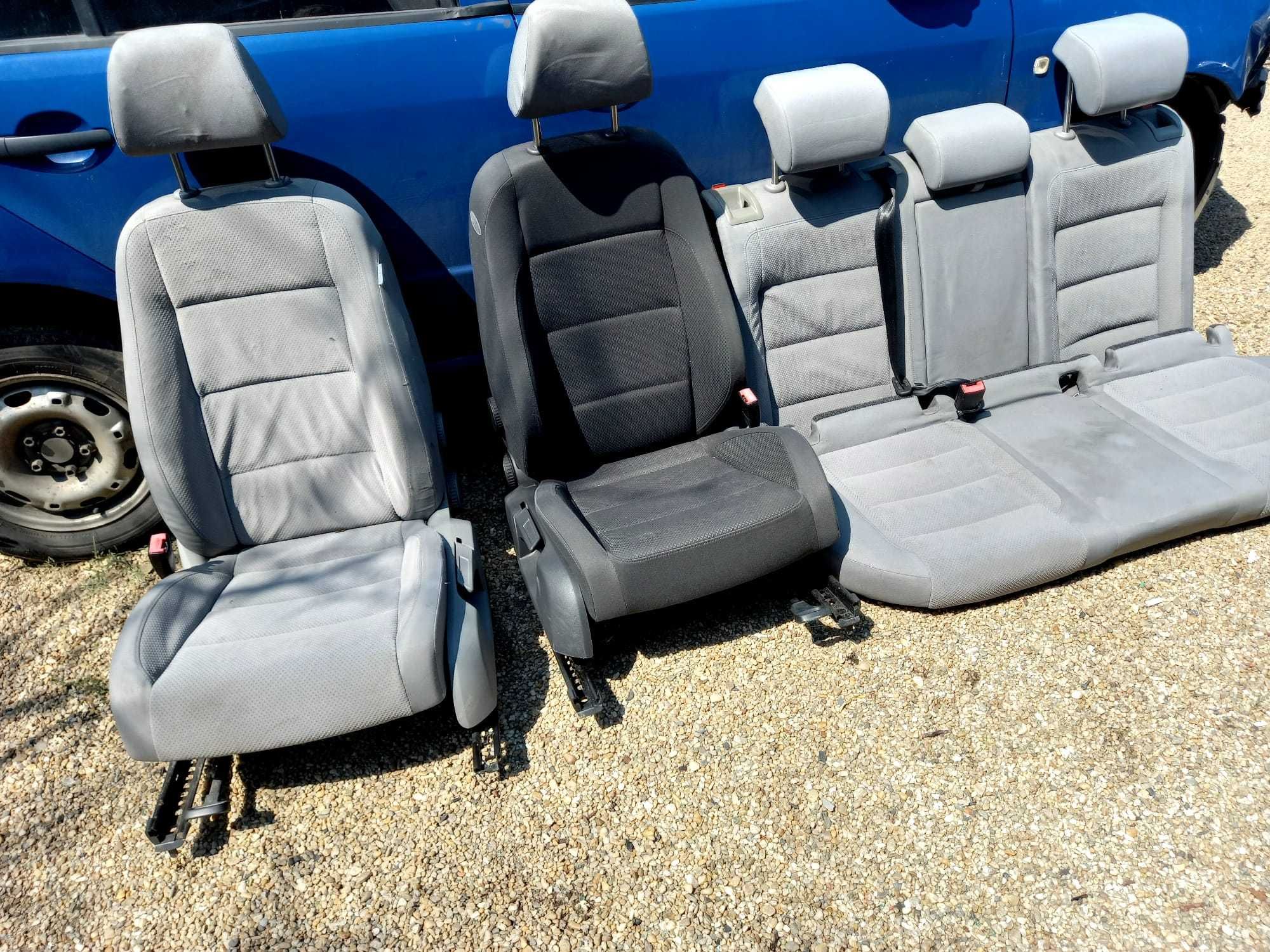 Vw Golf 5 break, set scaune fata banchete spate tetiere.