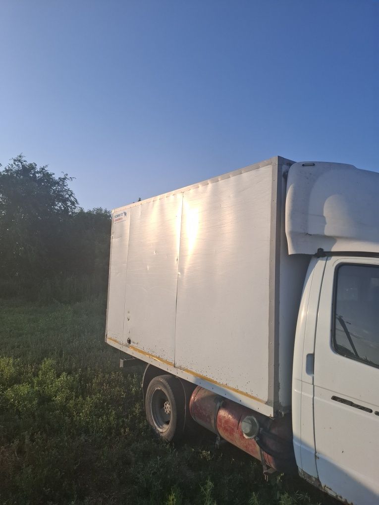 Продам термобудку Газель 3,20