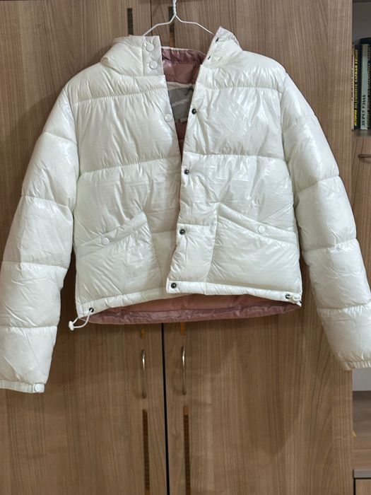 НОВО дамско бяло яке