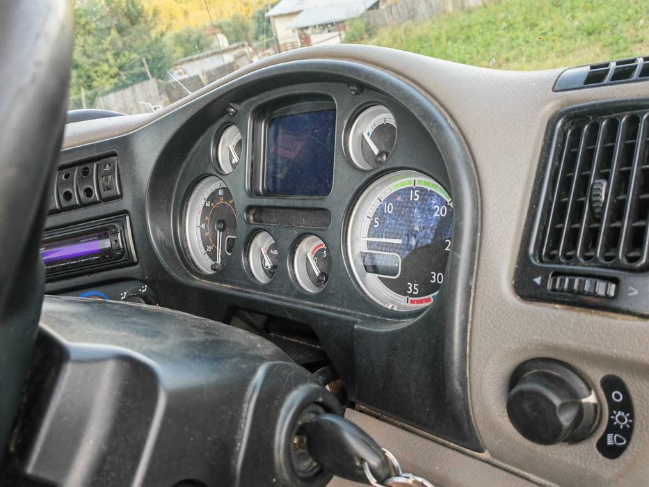 2013 DAF 45.140 Camion basculabil 7.5T lift oblon schimb variante auto