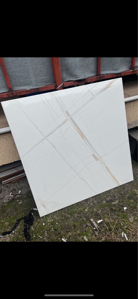 Vand gresie alba