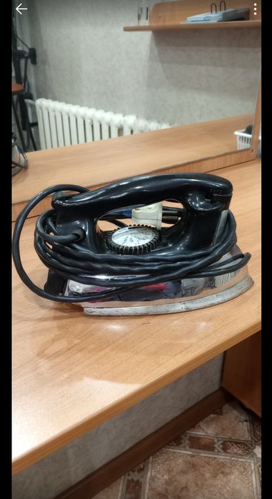 Продам советский утю́г