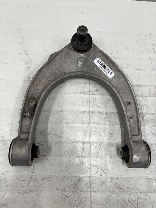 Горен носач (Подкова) БМВ Ф10 Ф11 Ф07 Ф06 Ф12 Ф13 Ф01 Ф02