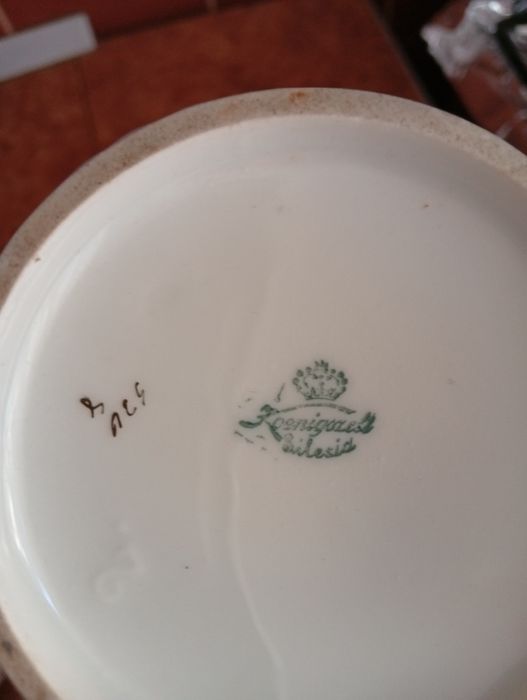 Cafetieră din porțelan TRAUM