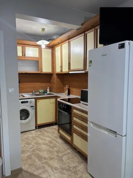 Дава се под наем Тристаен апартамент в Варна, Окръжна болница - 72 кв.м за 675 € - Снимка #3