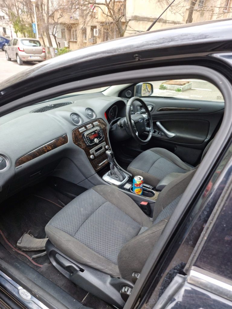 Dezmembrez ford mondeo 4 ghia