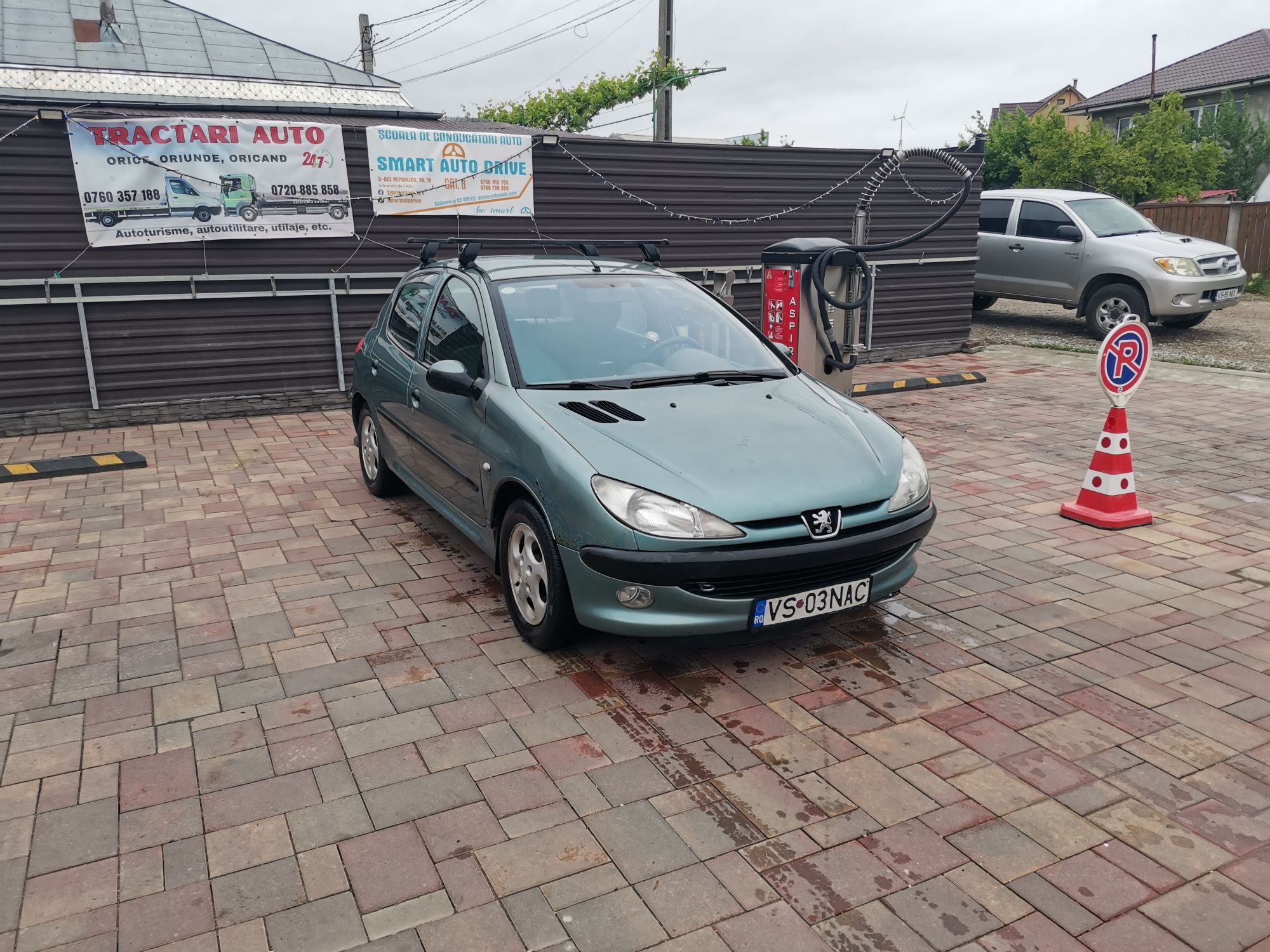 Vând Peugeot 206 hdi