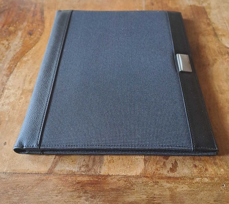 папка луксозна за документи черна Марксман Marksman Размер А4