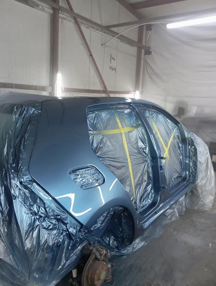Автотенекиджийски и автобояджийски услуги