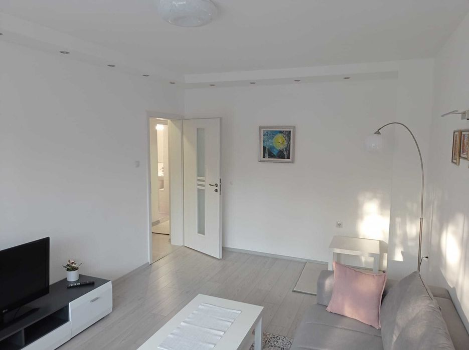 Дава се под наем Двустаен апартамент в София, Красно село - 65 кв.м за 440 € - Снимка #3