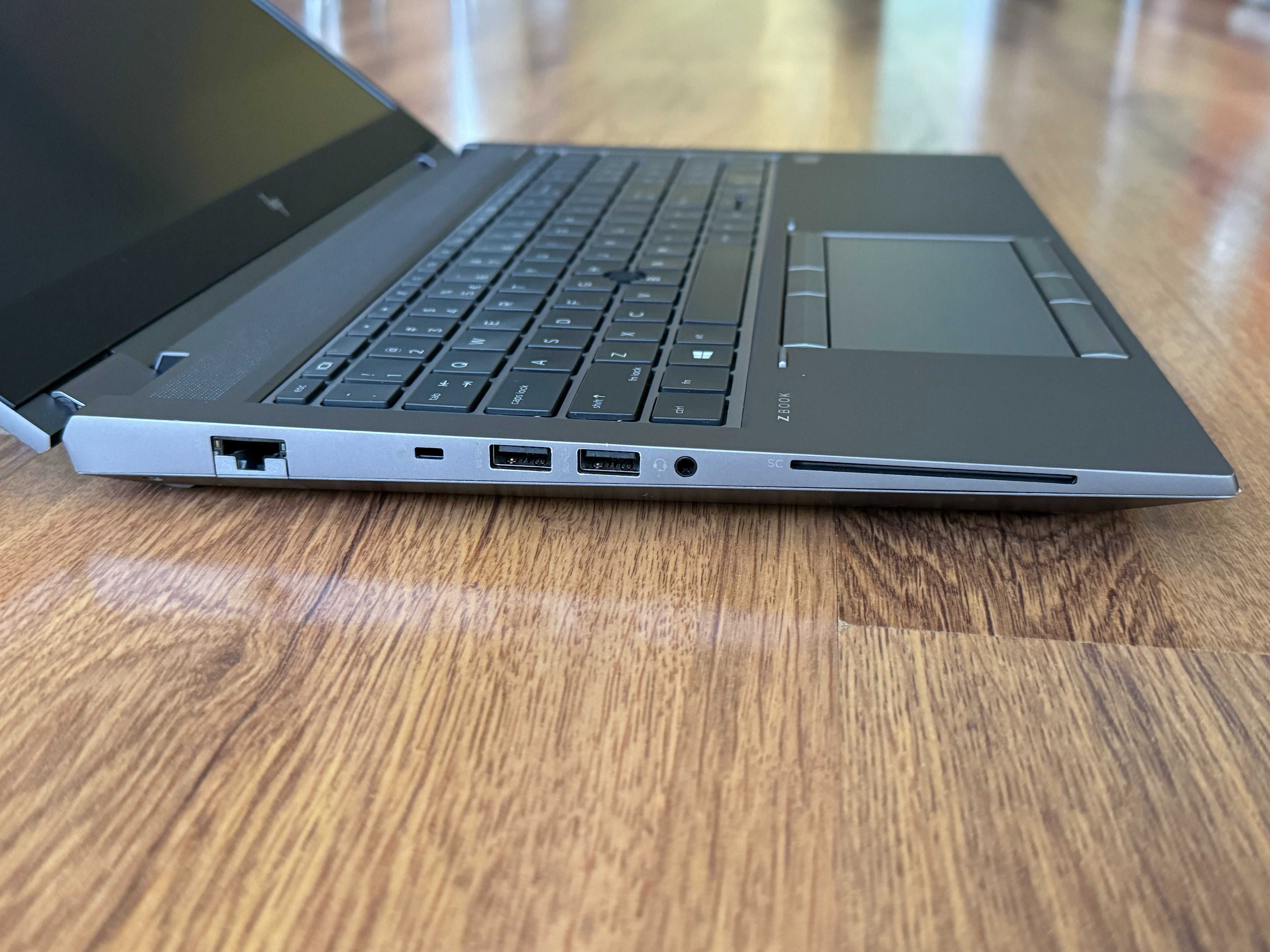 15.6 FHD Xeon W-11955m HP Zbook Fury G8 32GB RAM/512GB NVMe/Nvidia 4GB
