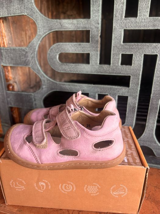 Боси сандали Koel Deen Napa