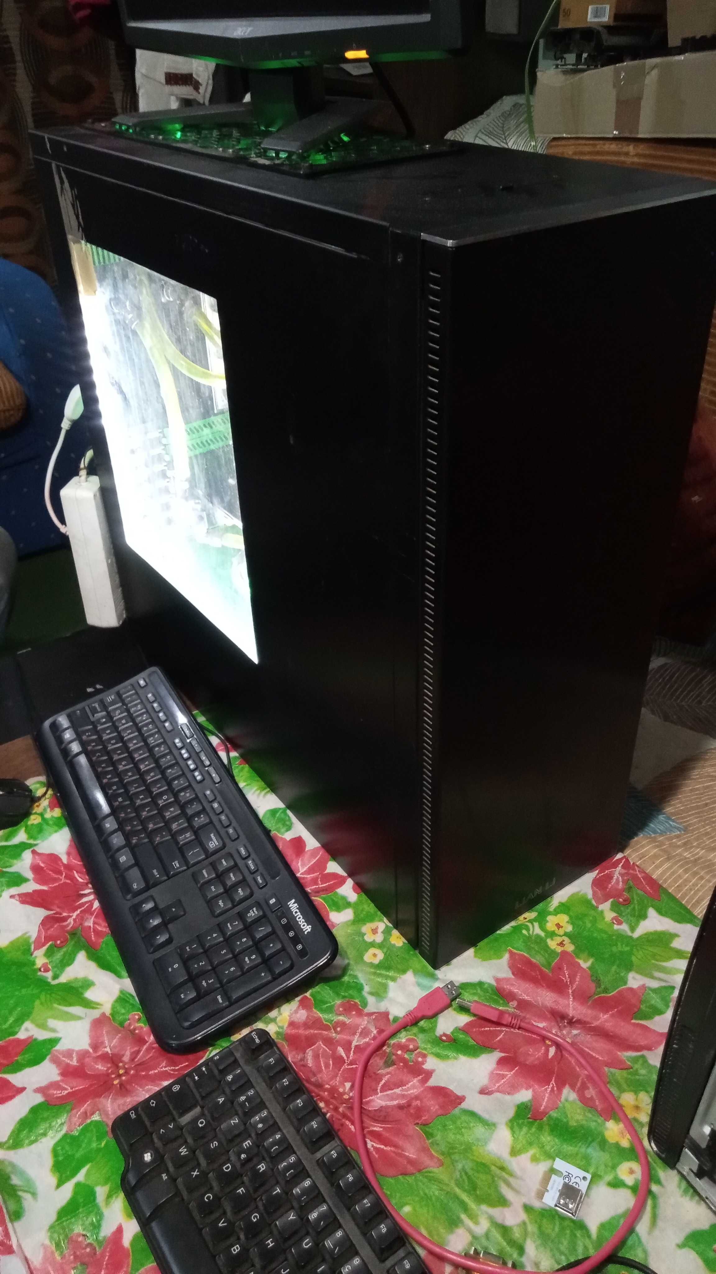 Продавам гейминг компютърна конфигурация i7