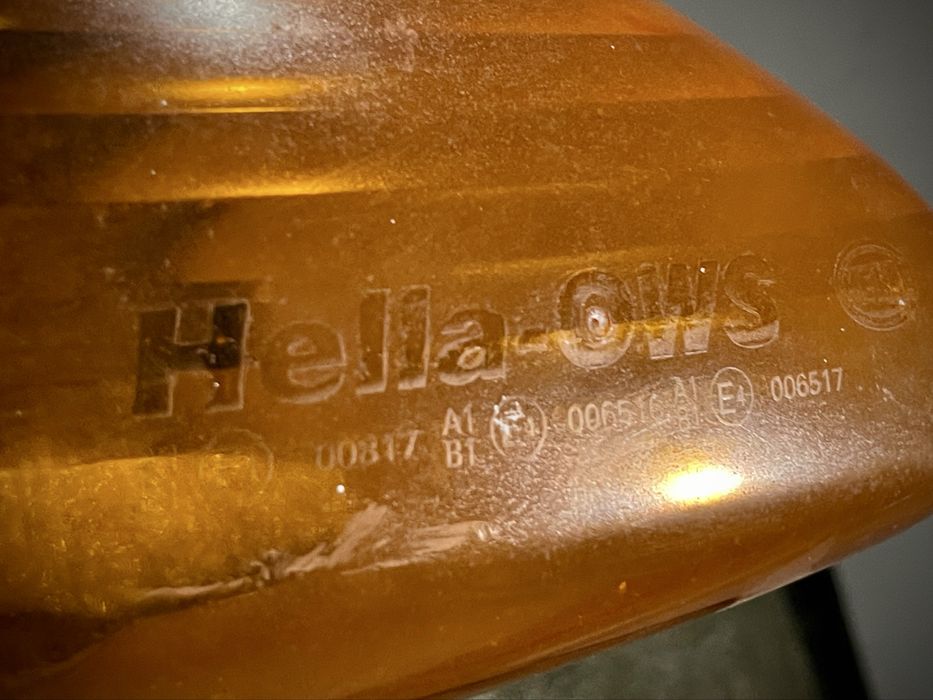 Сигнална лампа HELLA