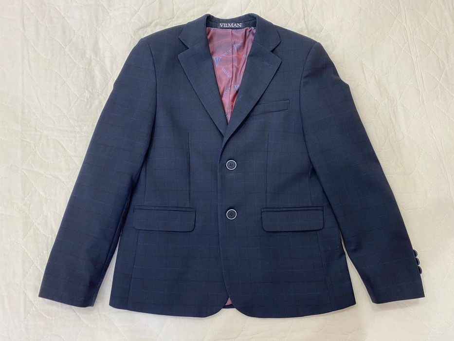 Продам костюм на мальчика