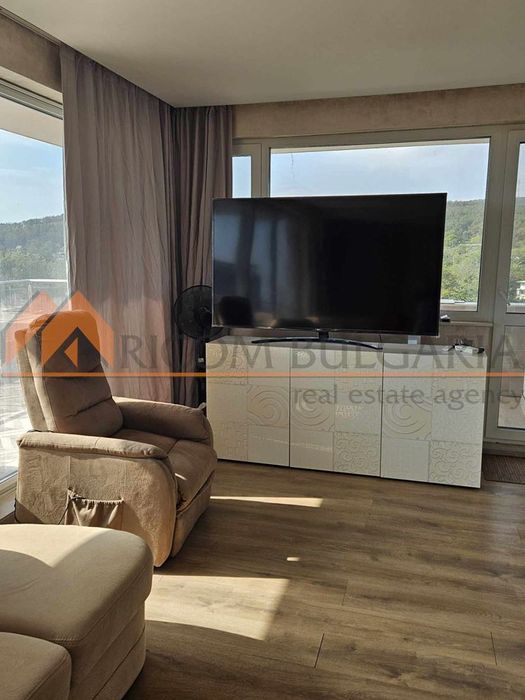 Продава се Къща в Варна, м-т Траката - 320 кв.м за 1297 €/кв.м - Снимка #1