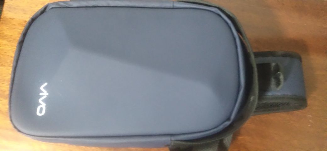 Продам новый смартфон, подарили