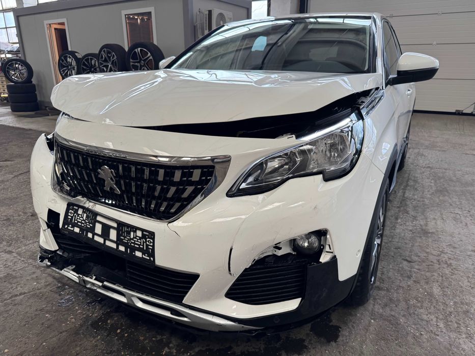 Peugeot 3008 avariat