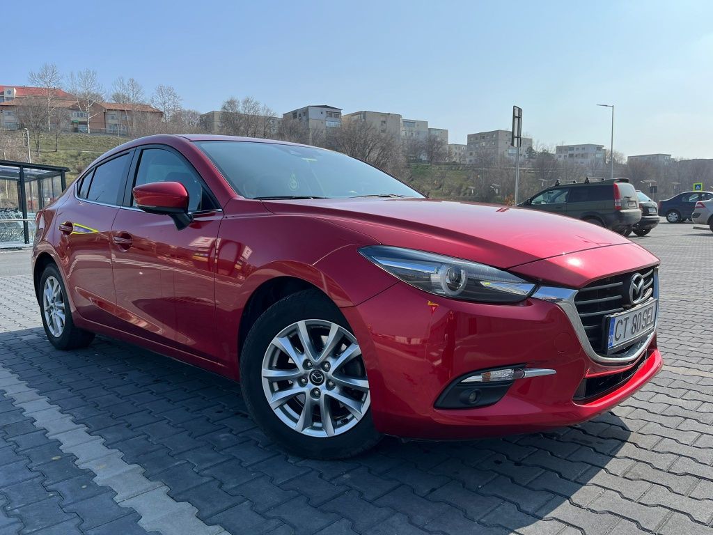 Vând Mazda 3 an 2018