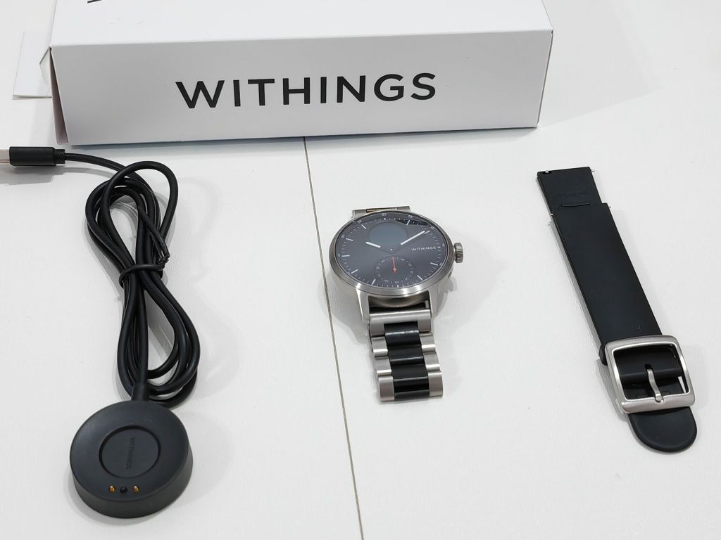 Vând Smartwatch Withings Scanwatch | 42 mm | Negru