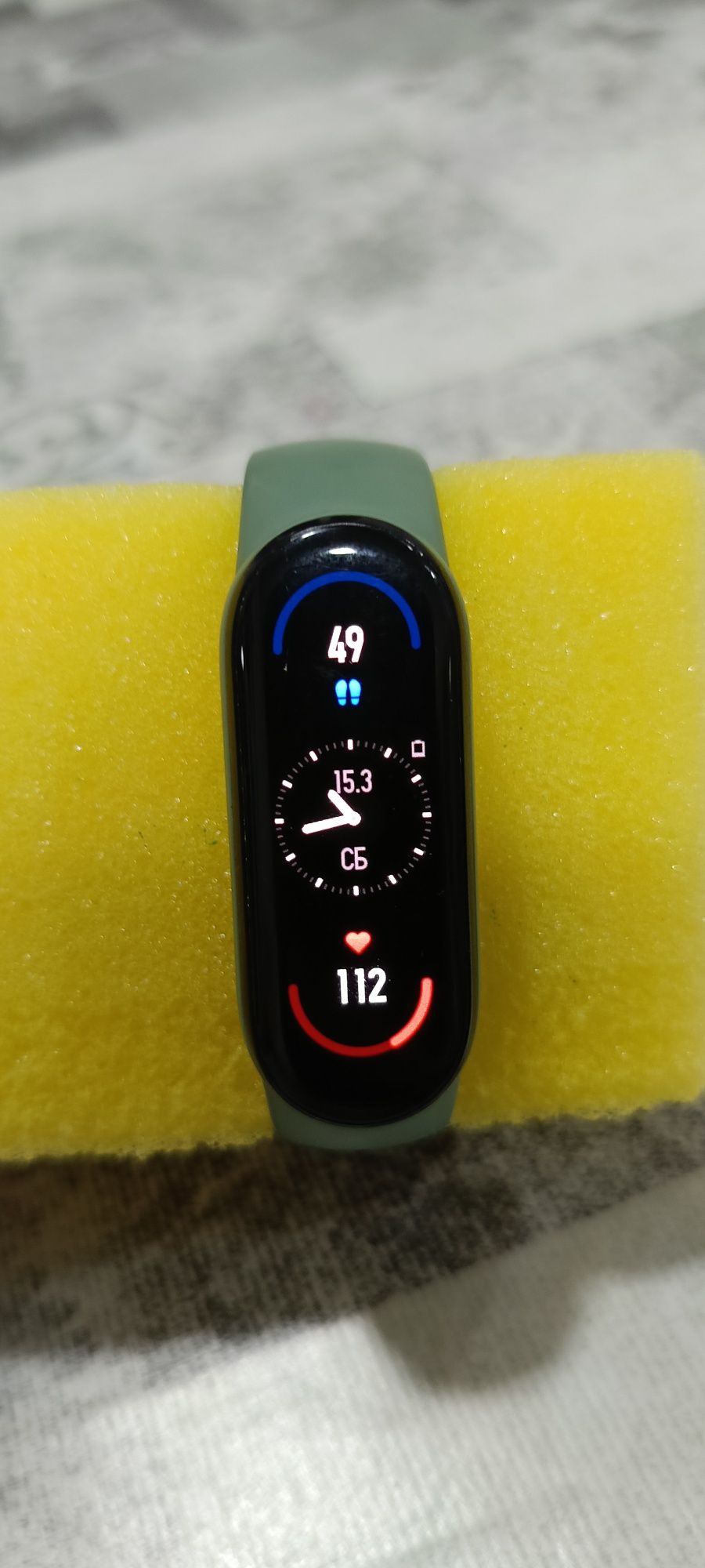 Mi band 6 sotiladi