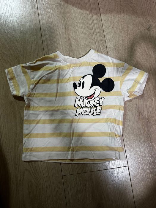 Подарявам памперси и дрехи