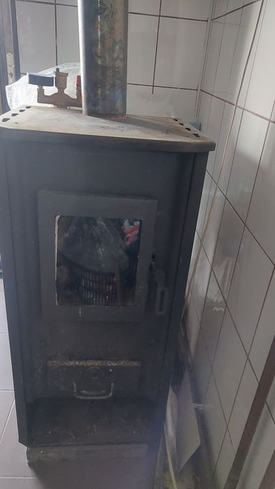 Termosemineu cu manta de apă