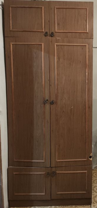 Продам шкаф в прихожую